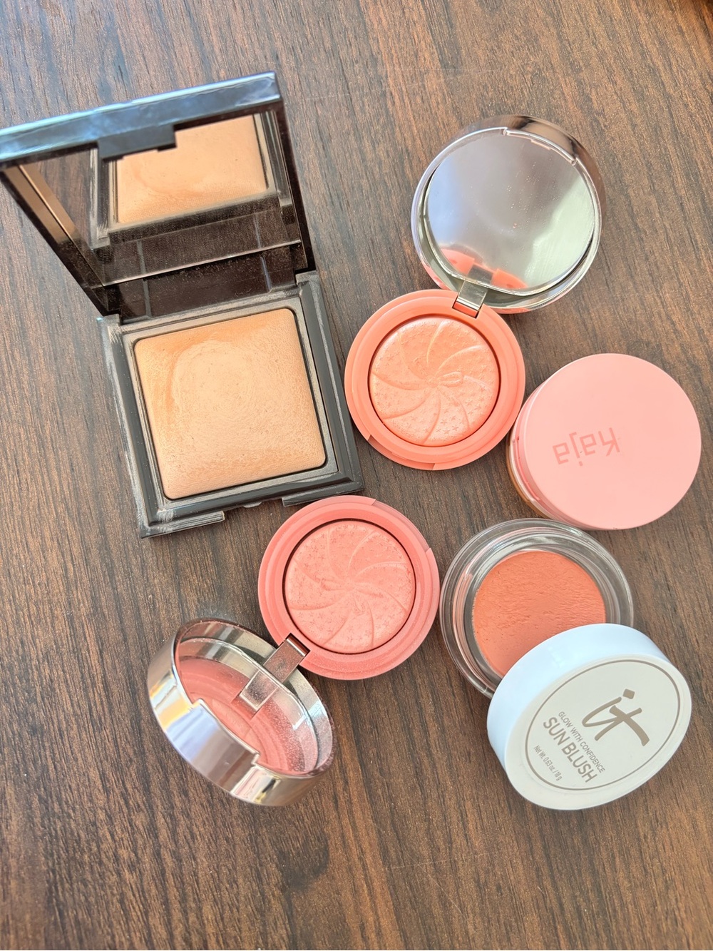 Makeup bundle - Picture 1 of 3